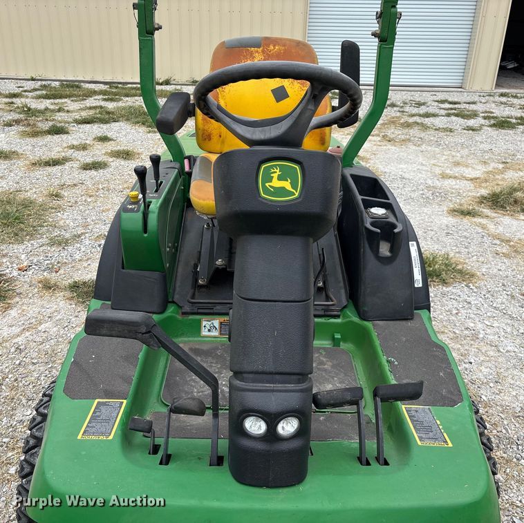 image for item EN5563 John Deere 1435 Series II 4WD lawn mower