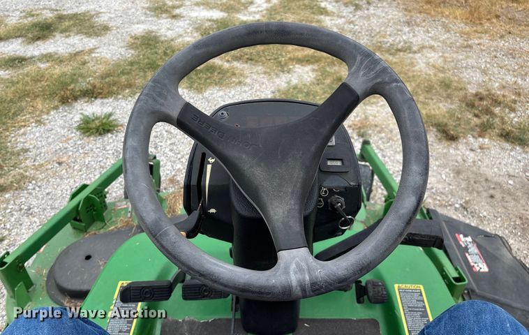 image for item EN5563 John Deere 1435 Series II 4WD lawn mower