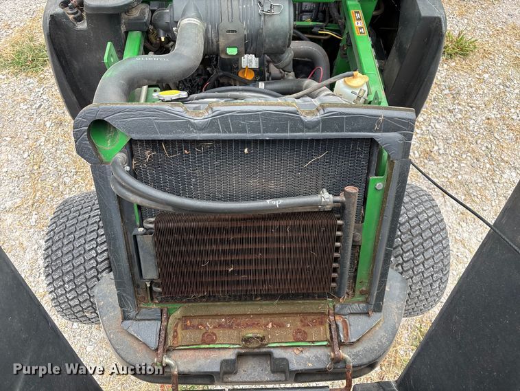 image for item EN5563 John Deere 1435 Series II 4WD lawn mower