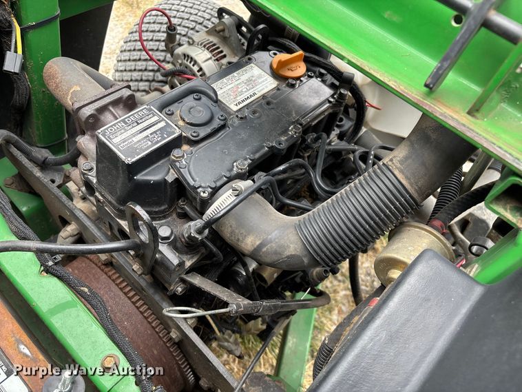 image for item EN5563 John Deere 1435 Series II 4WD lawn mower