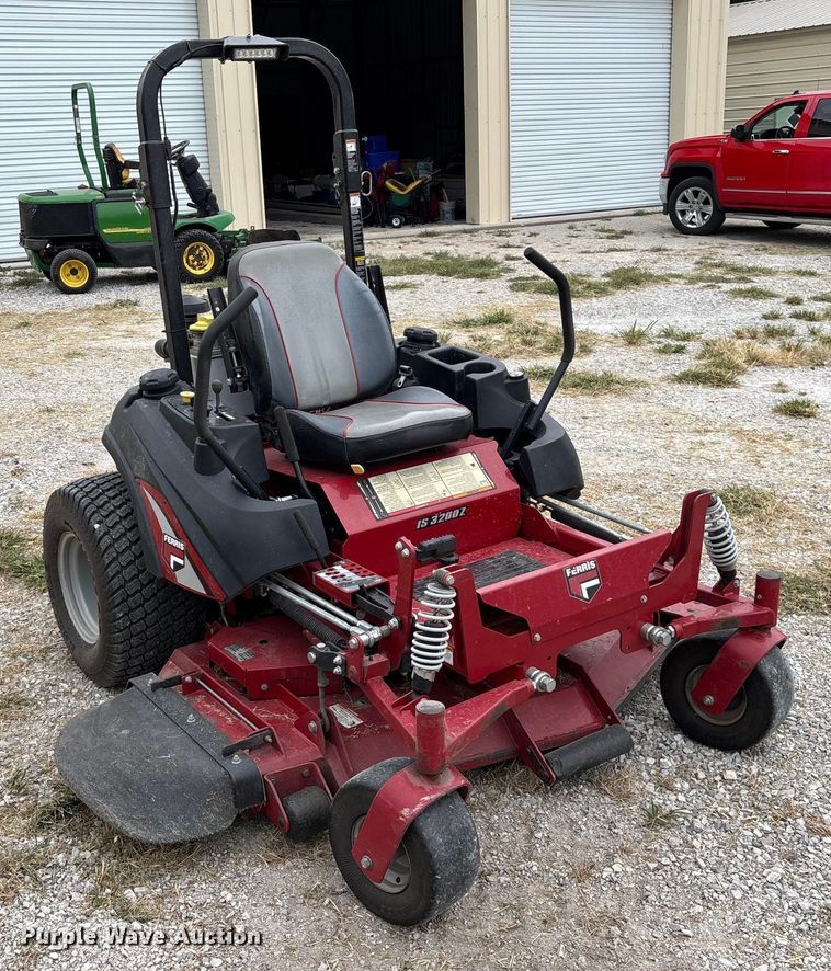 image for item EN5564 Ferris IS 3200Z ZTR lawn mower