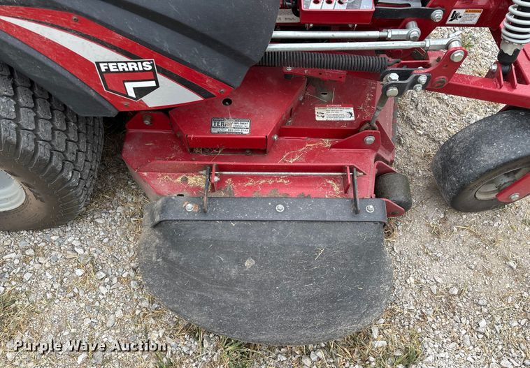 image for item EN5564 Ferris IS 3200Z ZTR lawn mower