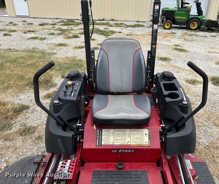 image for item EN5564 Ferris IS 3200Z ZTR lawn mower