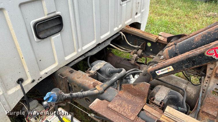 image for item EN5569 2013 Ford F550 dump flatbed truck