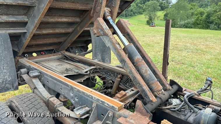 image for item EN5569 2013 Ford F550 dump flatbed truck