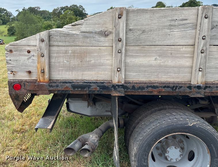 image for item EN5569 2013 Ford F550 dump flatbed truck