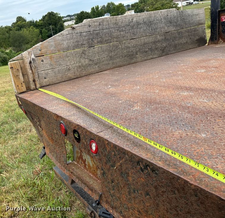 image for item EN5569 2013 Ford F550 dump flatbed truck