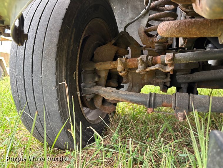 image for item EN5569 2013 Ford F550 dump flatbed truck