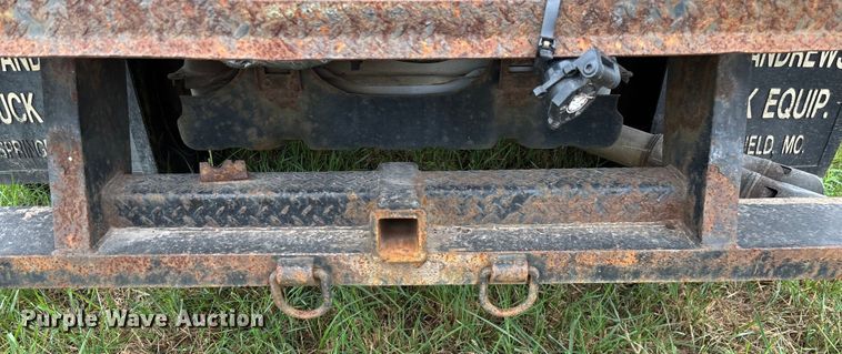 image for item EN5569 2013 Ford F550 dump flatbed truck