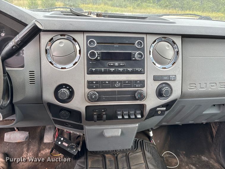 image for item EN5569 2013 Ford F550 dump flatbed truck