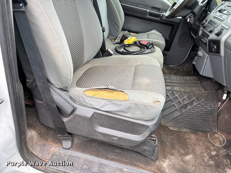 image for item EN5569 2013 Ford F550 dump flatbed truck