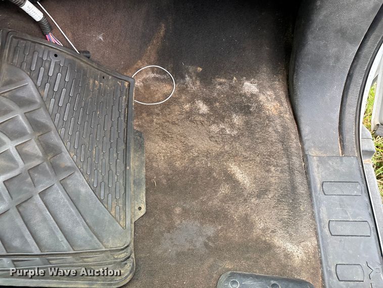 image for item EN5569 2013 Ford F550 dump flatbed truck