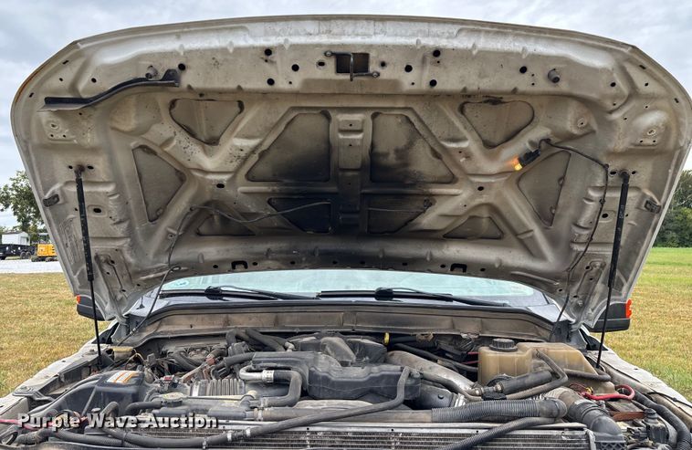 image for item EN5569 2013 Ford F550 dump flatbed truck