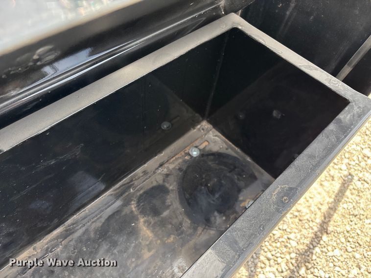 image for item EN5586 2018 Rice D0G25245 equipment trailer