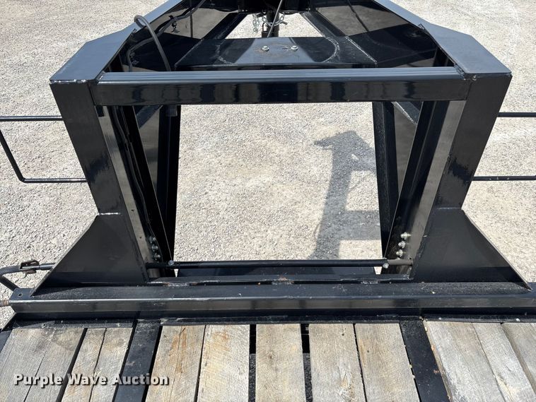 image for item EN5586 2018 Rice D0G25245 equipment trailer