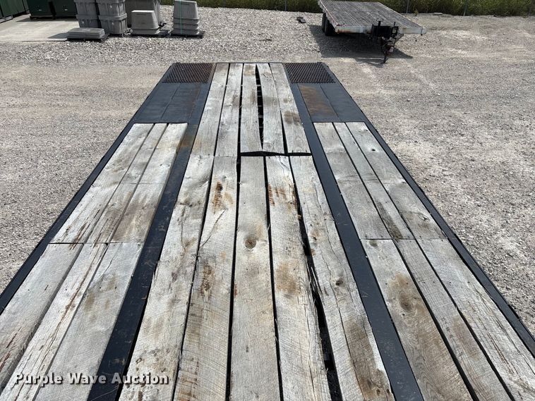 image for item EN5586 2018 Rice D0G25245 equipment trailer