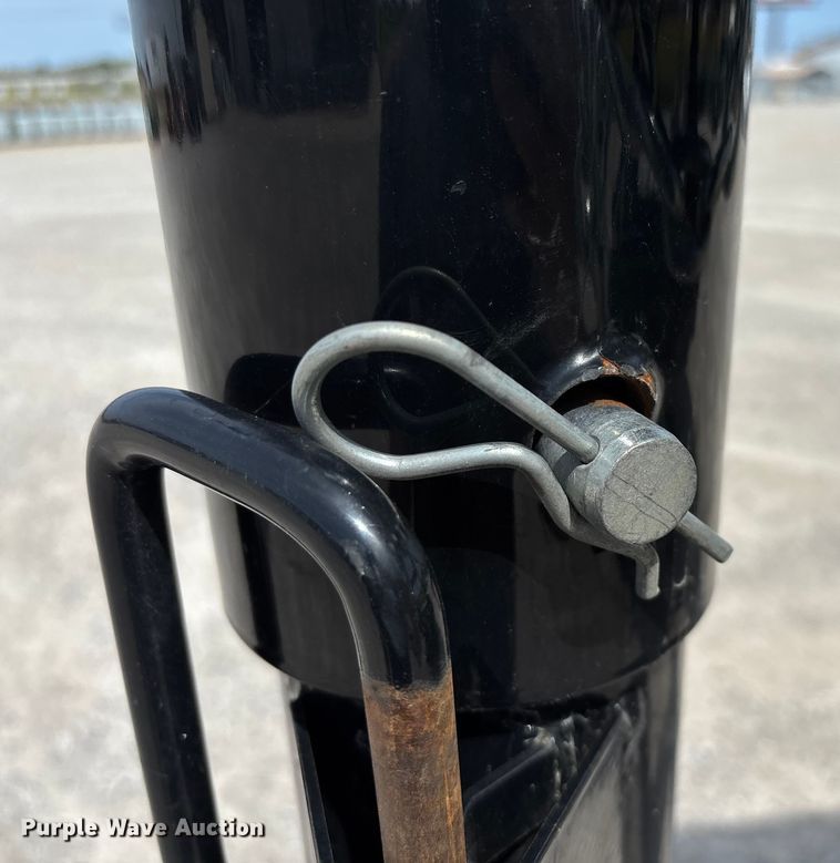 image for item EN5586 2018 Rice D0G25245 equipment trailer