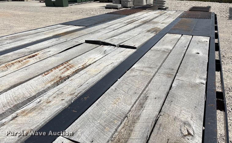 image for item EN5586 2018 Rice D0G25245 equipment trailer