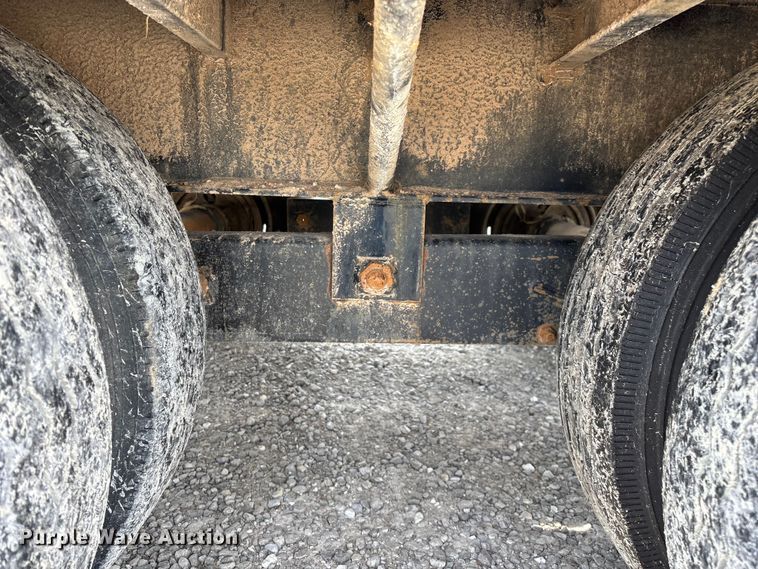 image for item EN5586 2018 Rice D0G25245 equipment trailer