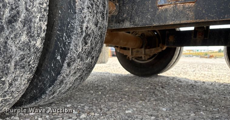 image for item EN5586 2018 Rice D0G25245 equipment trailer