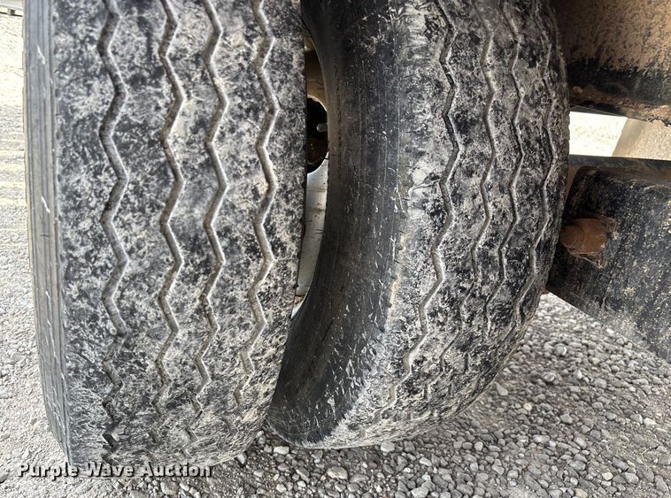 image for item EN5586 2018 Rice D0G25245 equipment trailer