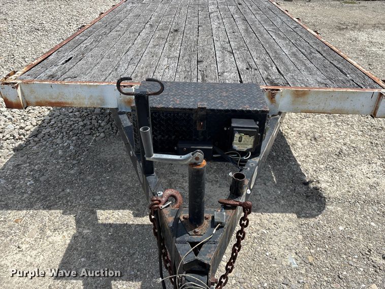 image for item EN5587 1982 Shop built equipment trailer