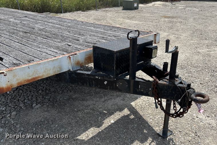 image for item EN5587 1982 Shop built equipment trailer