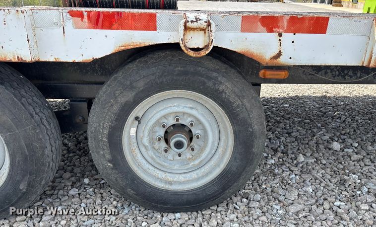 image for item EN5587 1982 Shop built equipment trailer