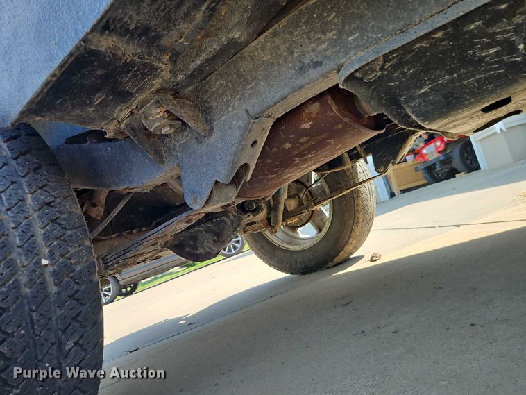 image for item EO4608 1994 Jeep Wrangler S SUV