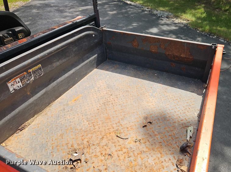 image for item EO4644 2010 Kubota RTV500 utility vehicle