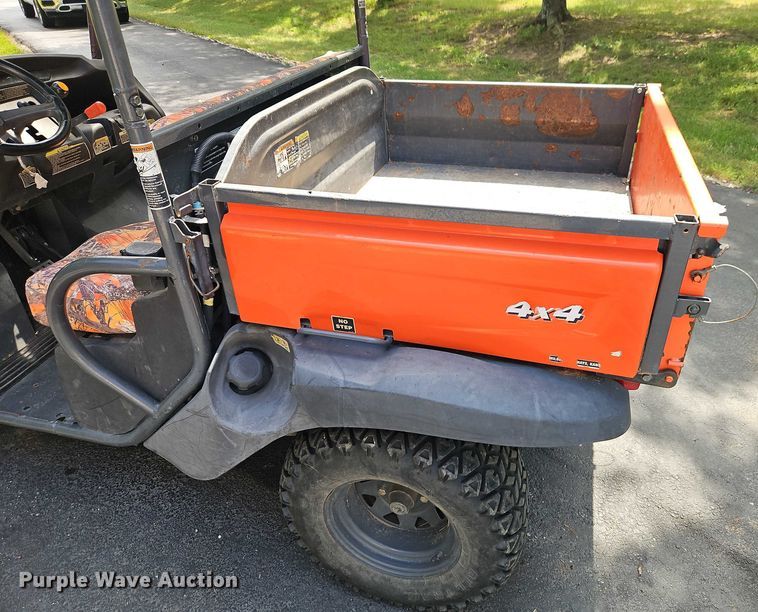 image for item EO4644 2010 Kubota RTV500 utility vehicle