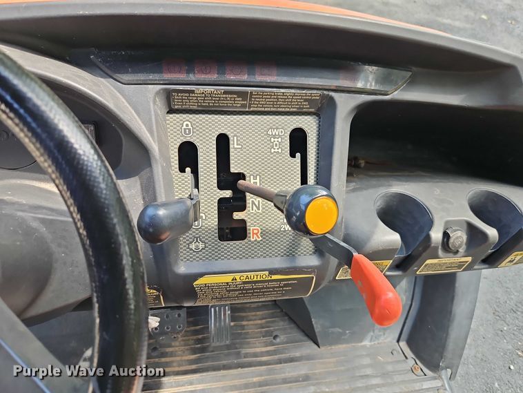 image for item EO4644 2010 Kubota RTV500 utility vehicle