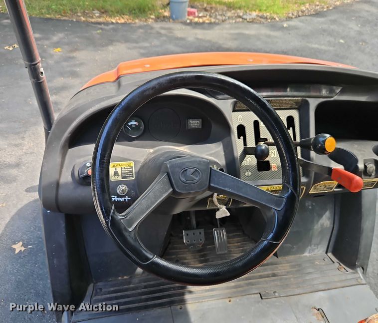 image for item EO4644 2010 Kubota RTV500 utility vehicle