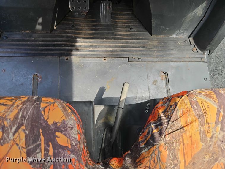 image for item EO4644 2010 Kubota RTV500 utility vehicle