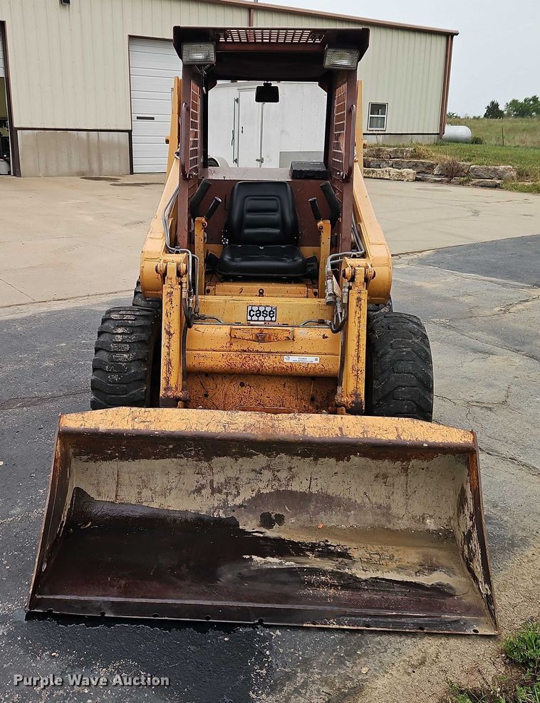 image for item EO4647 1992 Case 1840 skid steer loader
