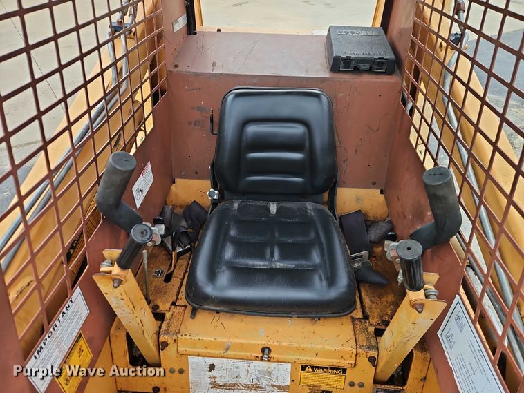 image for item EO4647 1992 Case 1840 skid steer loader