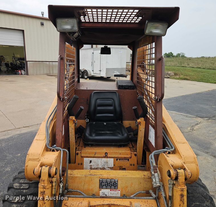 image for item EO4647 1992 Case 1840 skid steer loader