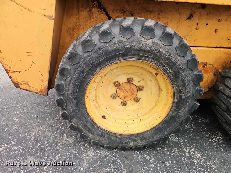 image for item EO4647 1992 Case 1840 skid steer loader