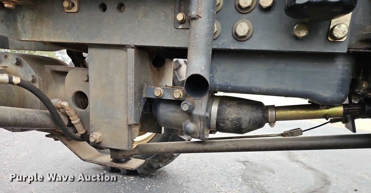 image for item EO4648 New Holland TC35D MFWD tractor