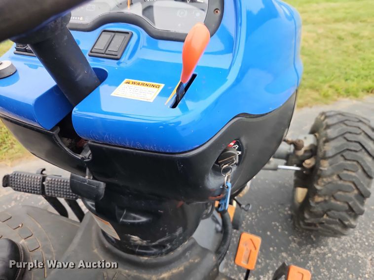 image for item EO4648 New Holland TC35D MFWD tractor