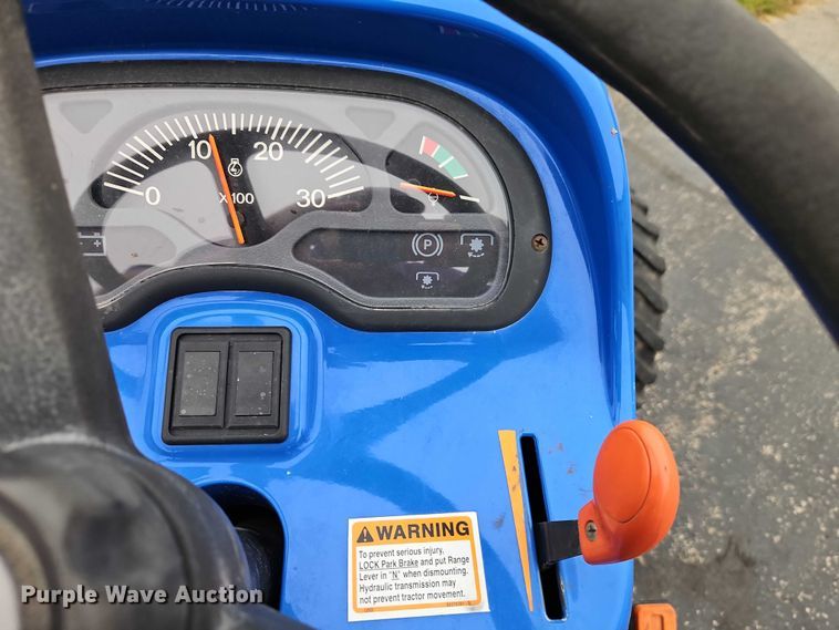 image for item EO4648 New Holland TC35D MFWD tractor