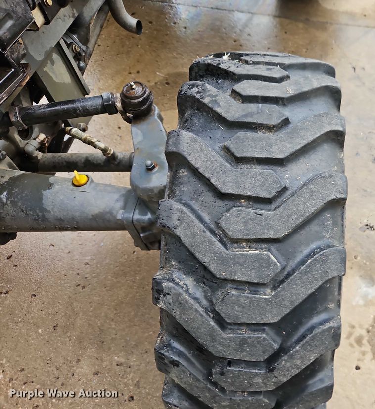 image for item EO4648 New Holland TC35D MFWD tractor