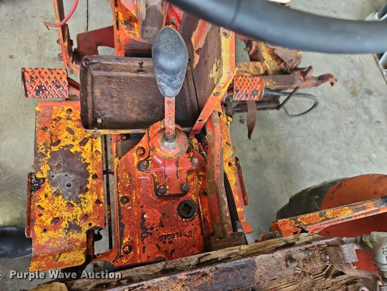 image for item EO4651 International 404 tractor