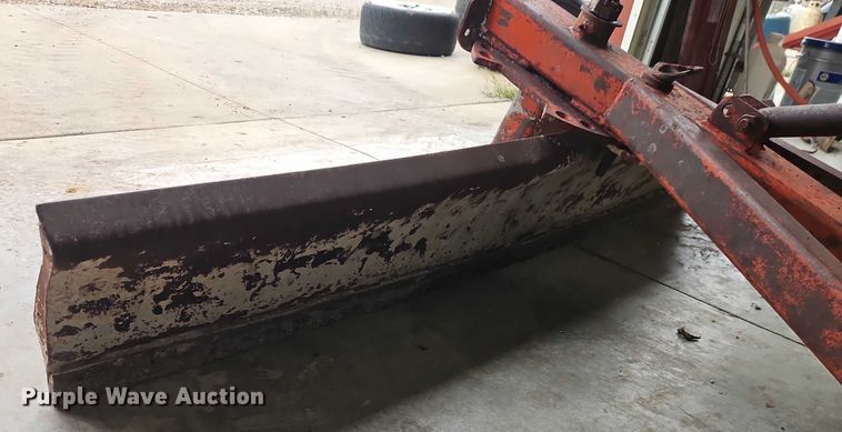 image for item EO4651 International 404 tractor