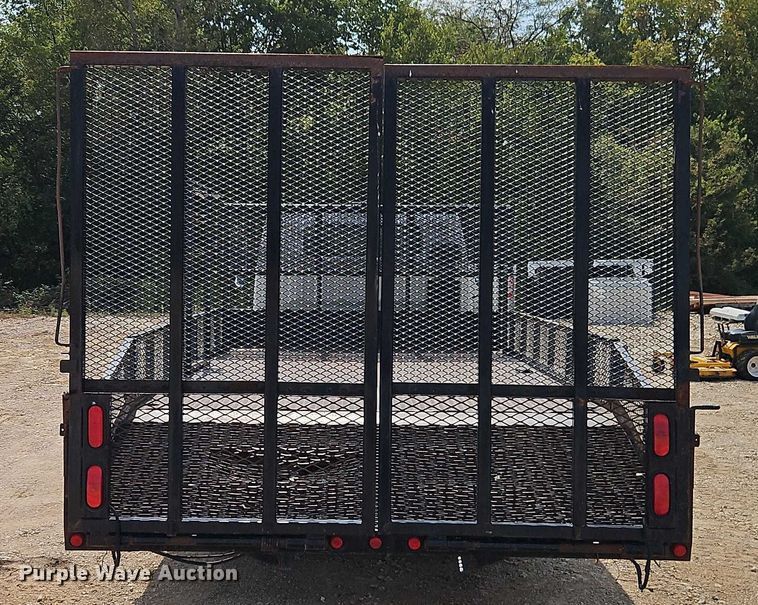 image for item EO4656 2002 Mitsubishi Fuso FE639 flatbed truck