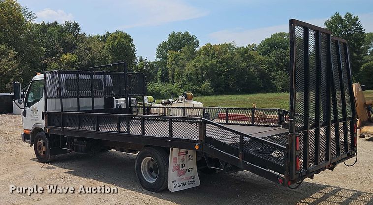 image for item EO4656 2002 Mitsubishi Fuso FE639 flatbed truck