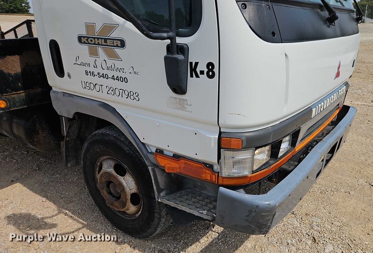 image for item EO4656 2002 Mitsubishi Fuso FE639 flatbed truck