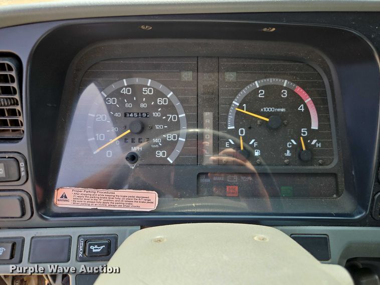 image for item EO4656 2002 Mitsubishi Fuso FE639 flatbed truck