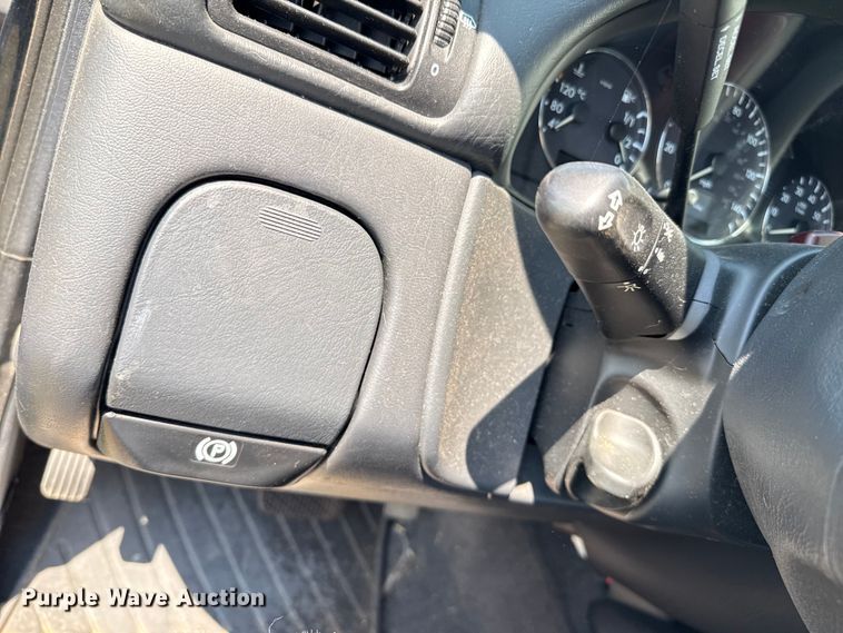 image for item EP0516 2004 Mercedes-Benz ML500 SUV