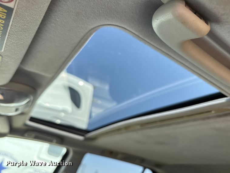 image for item EP0516 2004 Mercedes-Benz ML500 SUV